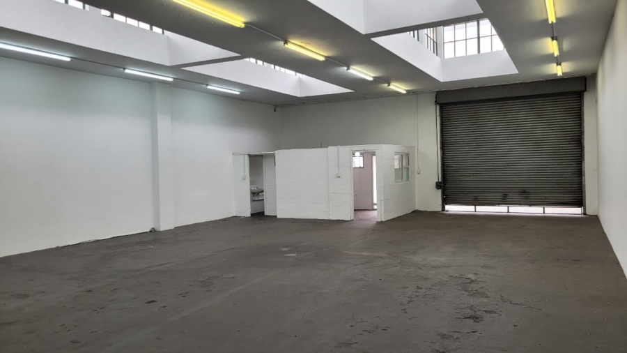 To Let commercial Property for Rent in Maitland Western Cape